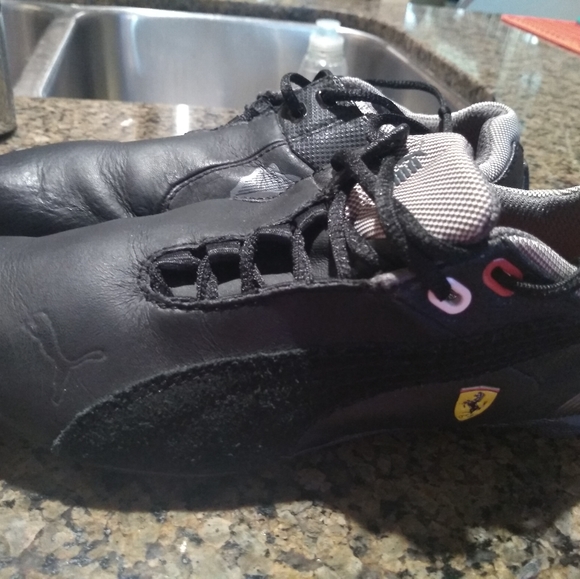 Puma Ferrari sneakers Boys size 1 Black - Picture 5 of 6